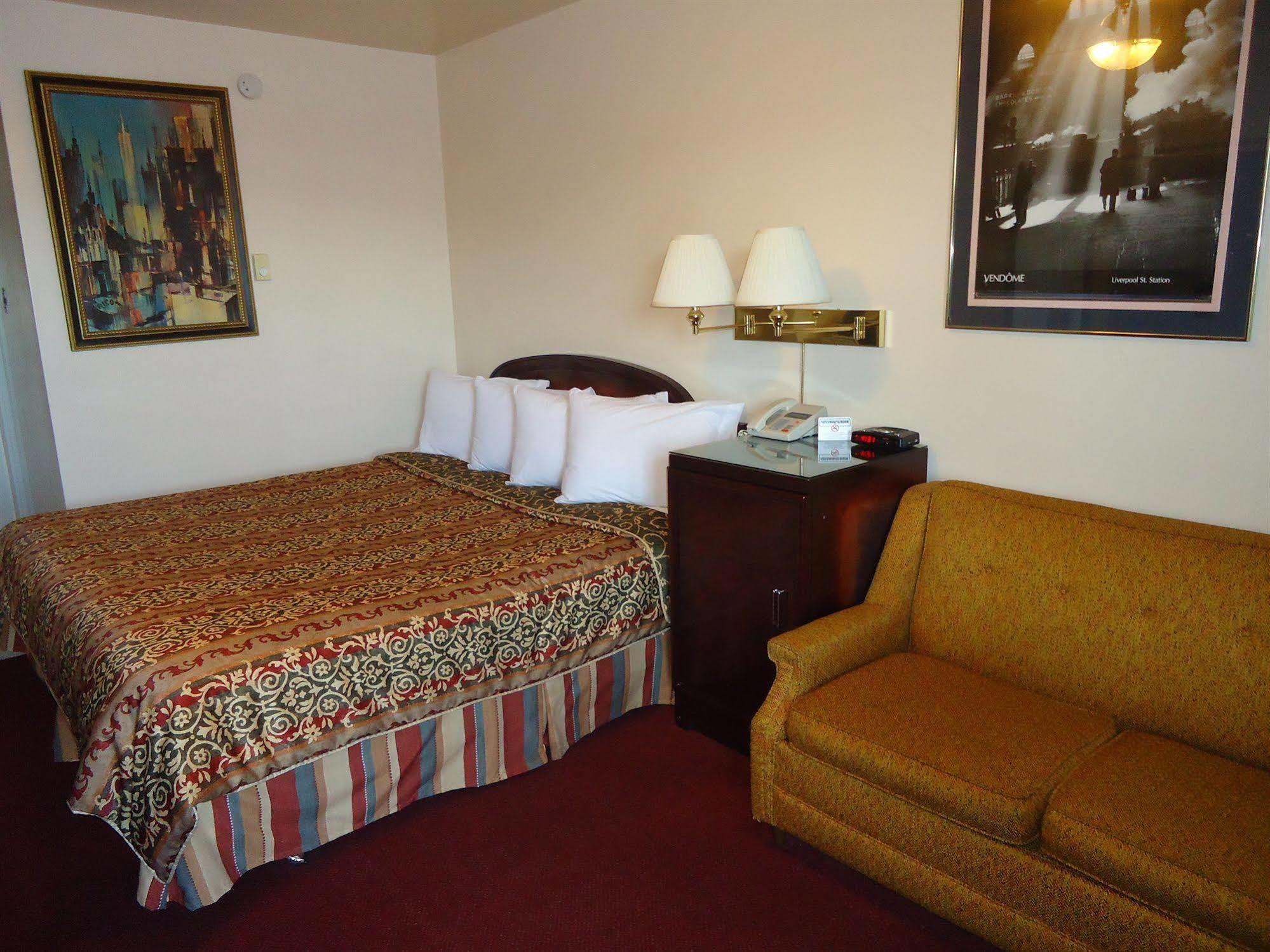 Imperial Fireside Inn Sudbury Exteriör bild