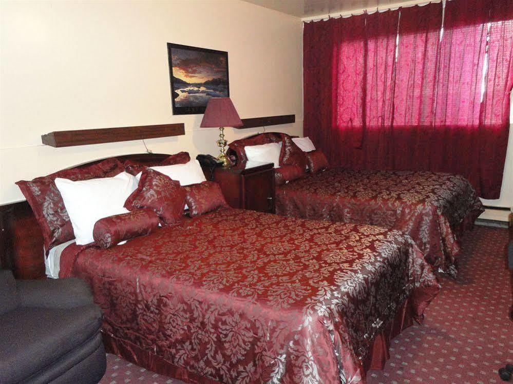 Imperial Fireside Inn Sudbury Exteriör bild