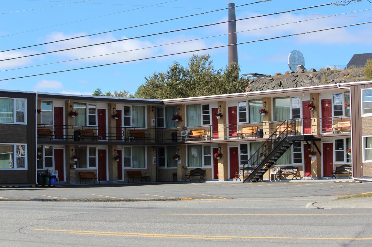 Imperial Fireside Inn Sudbury Exteriör bild